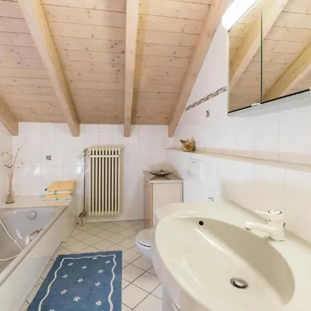 Gaestehaus Anita بيت ضيافة 3*