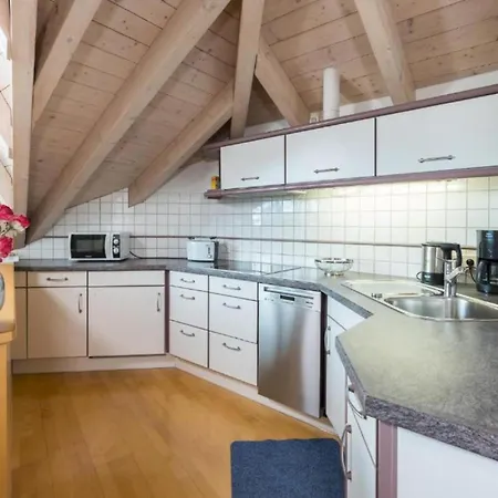 Gaestehaus Anita بيت ضيافة غايلينغِن