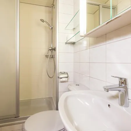 Gaestehaus Anita بيت ضيافة