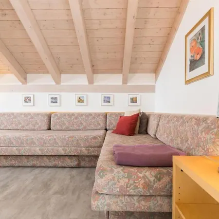 Gaestehaus Anita بيت ضيافة 3*