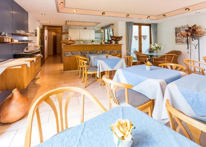 Πανσιόν Gaestehaus Anita 3*